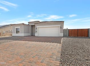 15950 S Lei Cir, Arizona City, AZ 85123