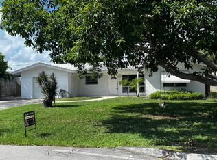 521 NE 32nd St, Boca Raton, FL 33431