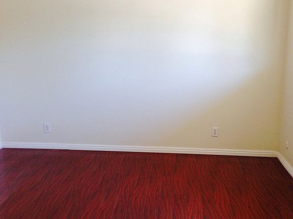 3rd image of 200 E Clifton Ave APT 1