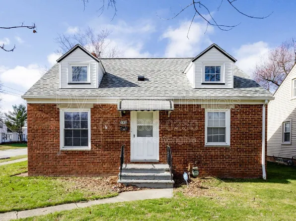 492 E 327th St, Eastlake, OH 44095