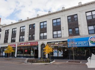 1023 W Argyle St APT 209B, Chicago, IL 60640