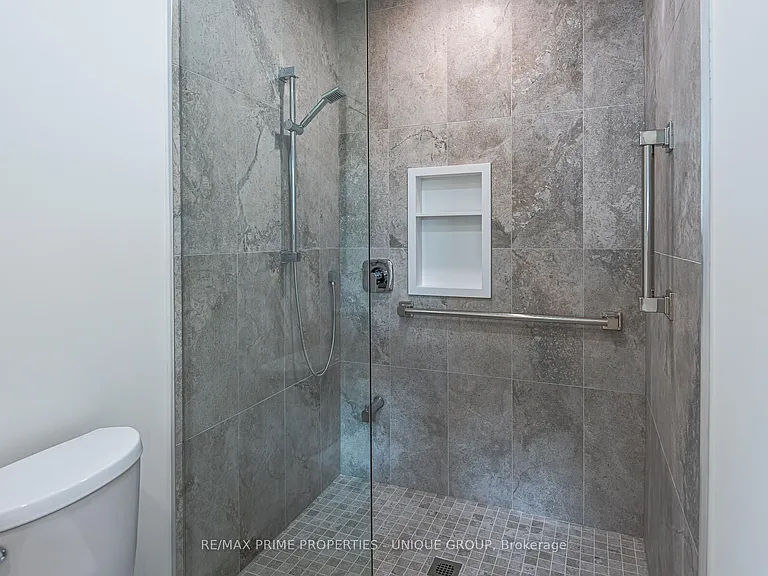 45 Astoria Ave #2 — Photo 17