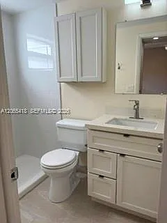 22 SE 3rd Ter #2 — Photo 13