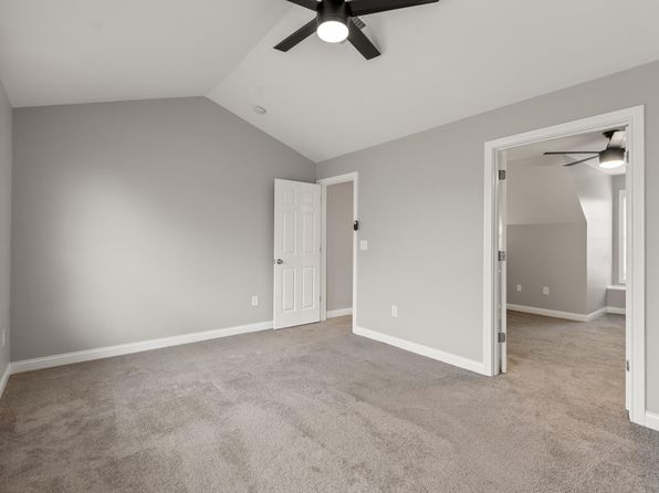 lexington-kentucky-446956486 picture