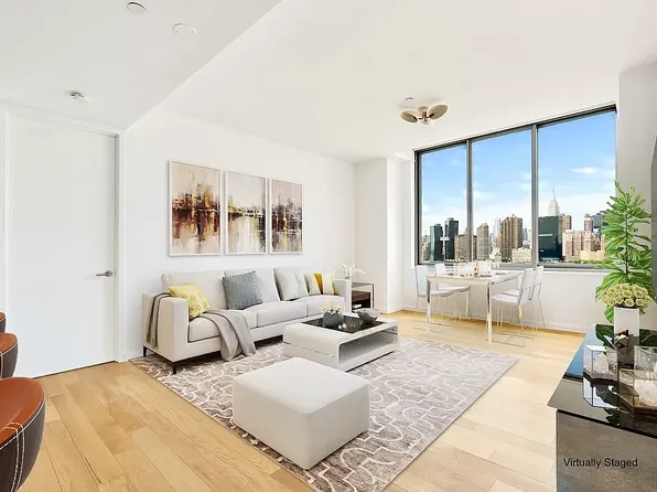 46-30 Center Boulevard image 1 of 36