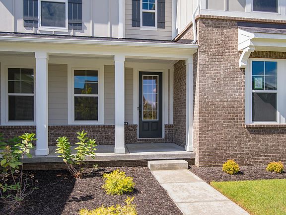 Crestwood exterior