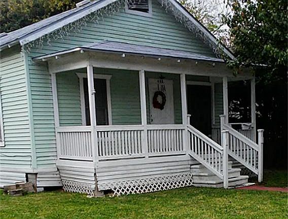 2nd image of 407 11th Ave N