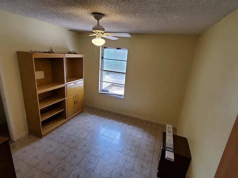 705 N Overlook Dr — Photo 12