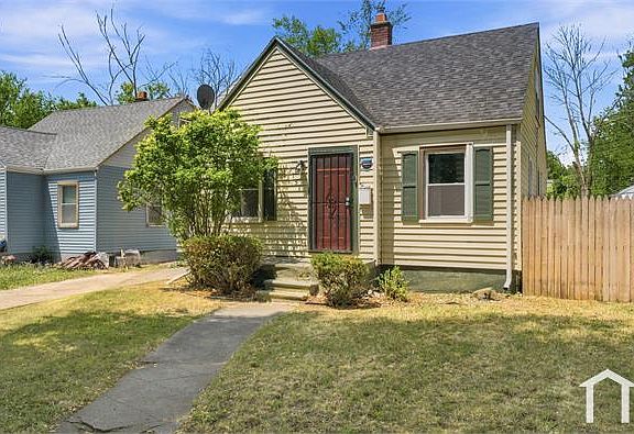 2nd image of 12151 Wayburn St