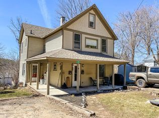 18 Park Ave, Saranac lake, NY 12983