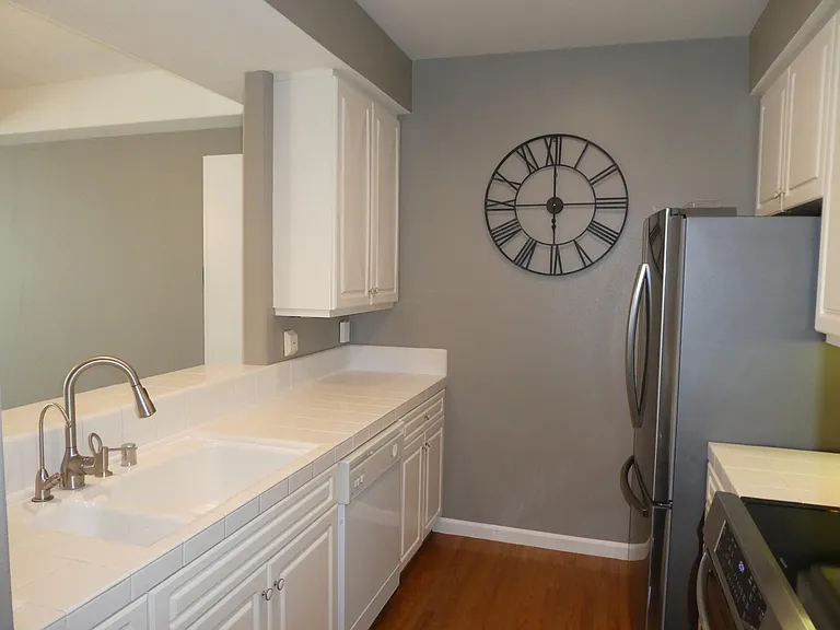1951 Ofarrell St #100 — Photo 16