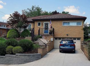 5076 Rosecrest Dr, Pittsburgh, PA