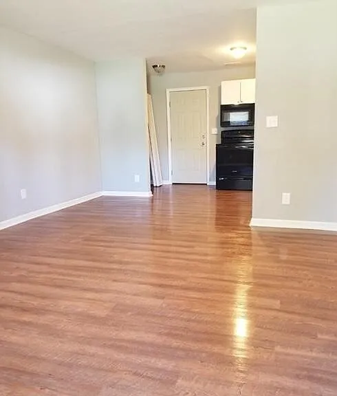 202 Zierdt Rd #B — Photo 6