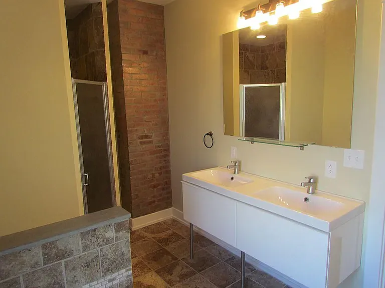 5525 Margaretta St — Photo 20