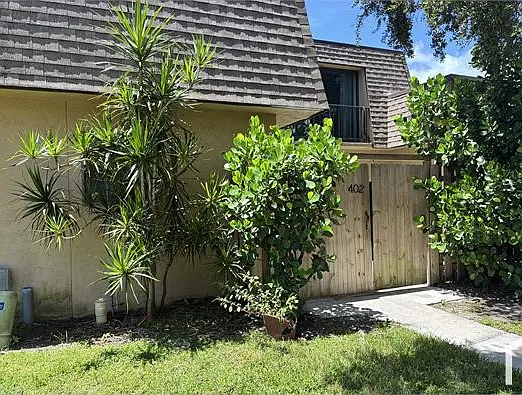 402 Waterview Dr — Photo 5