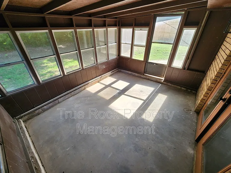 13770 County Road 1556 — Photo 16