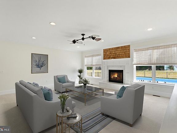 2nd image of 4395 Green Briar Way