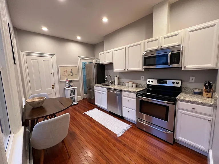 41 Pearl St #1 — Photo 19