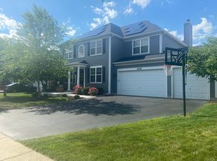 1618 Manhattan St, Bolingbrook, IL 60490