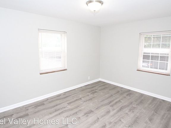 5th image of 4010 Hillman Way APT 3