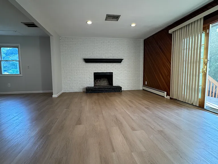 639 Townline Rd — Photo 7