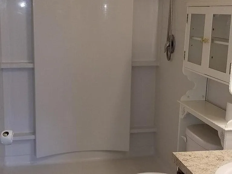 131 Burnett Ct #104 — Photo 13