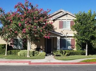 9738 Winterberry Dr, Riverside, CA 92503