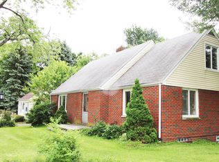 37838 Erie Rd, Willoughby, OH 44094