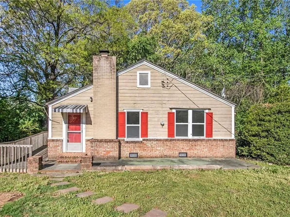 5520 Glore Dr SW, Mableton, GA 30126