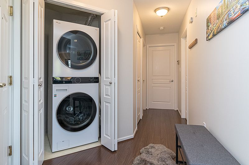 Victoria Apartment for rent - 2 Bedrooms — photo 28