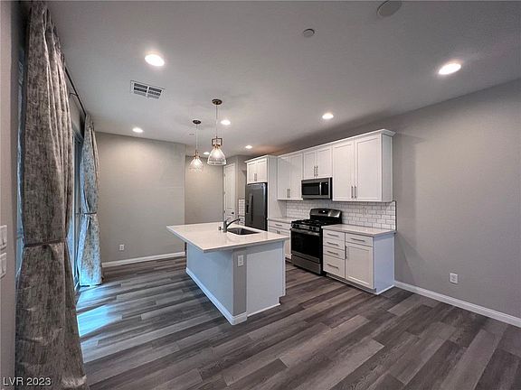 3rd image of 112 Corretto Corner Ave