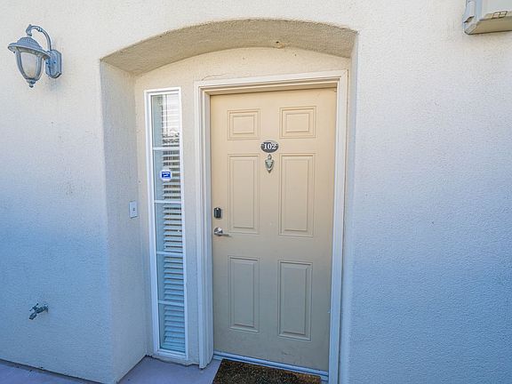 2nd image of 4609 Kester Ave APT 102