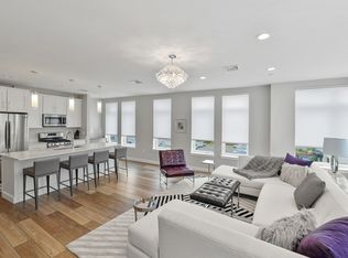 642 Main St UNIT 300, Wakefield, MA 01880