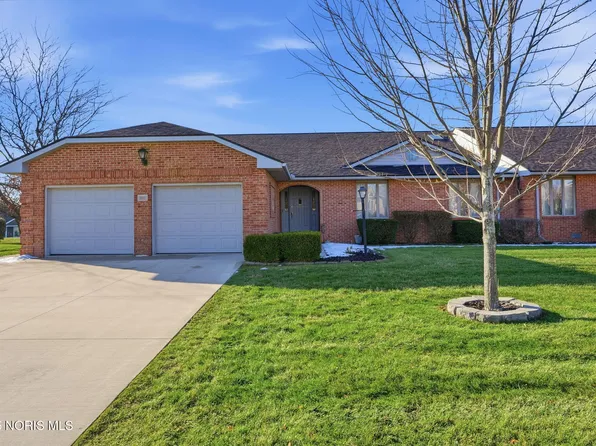 1812 Cobblestone Dr #6, Findlay, OH 45840