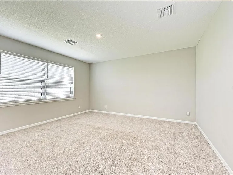 5564 Summit Gln — Photo 17