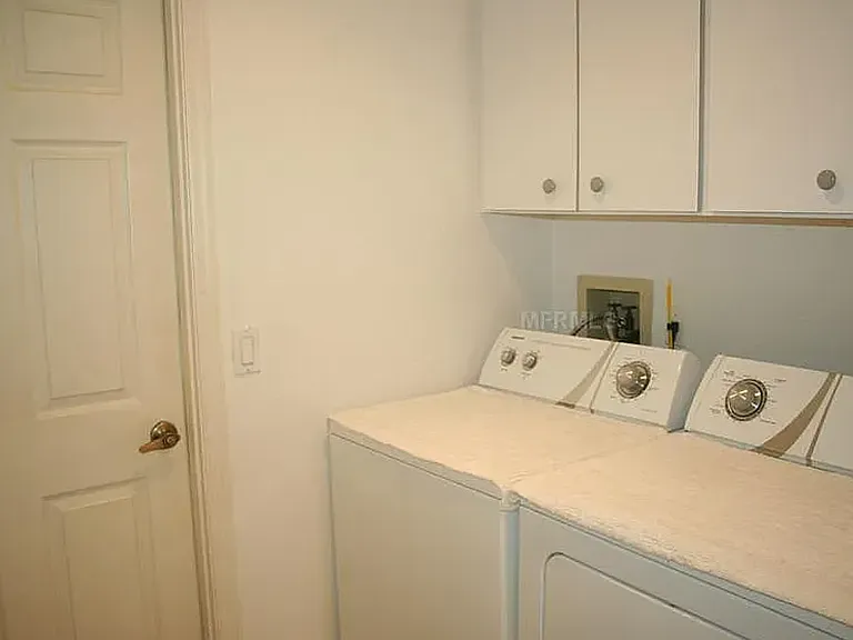 2583 Oberon Rd — Photo 9