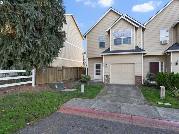 887 SW 198th Pl, Beaverton, OR 97003