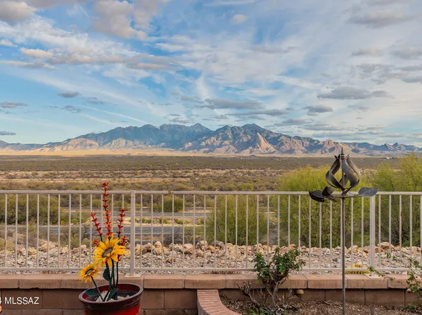 5963 S Painted Canyon Dr, Green Valley, AZ 85622