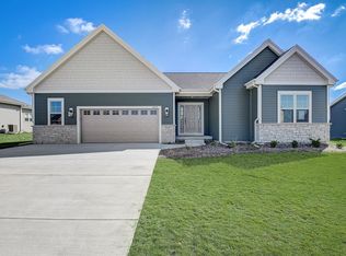 6674 Grouse Woods, Deforest, WI 53532