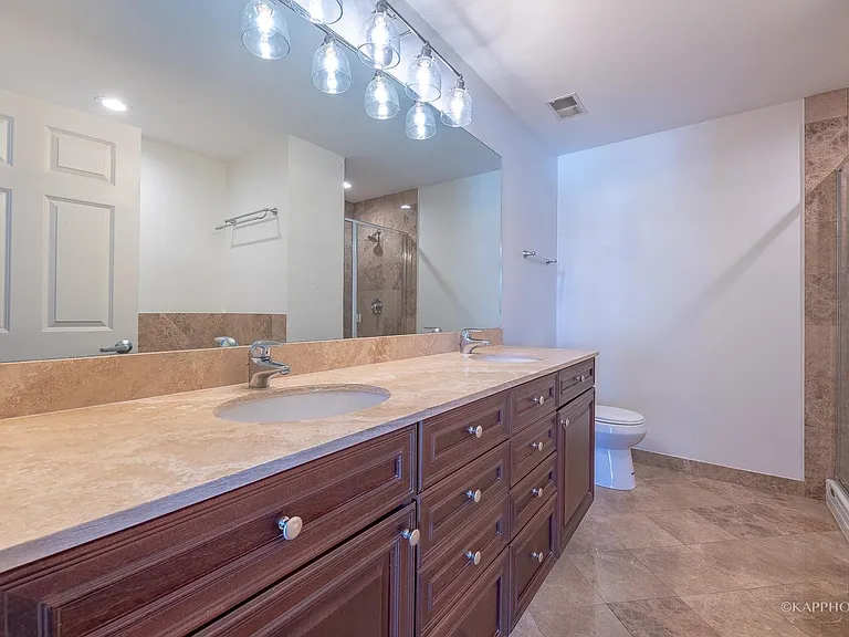 520 N Halsted St #516 — Photo 20