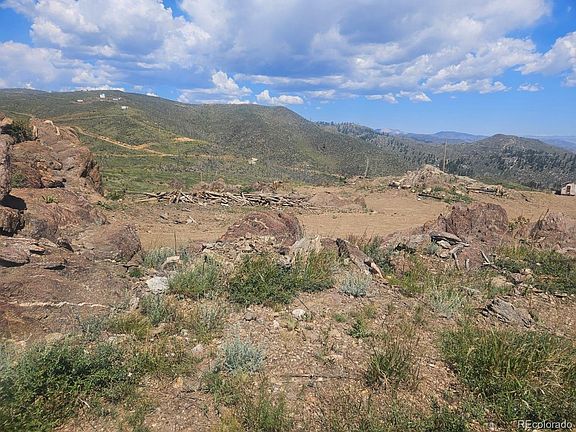 5th image of 654 Hernia Hill Trail