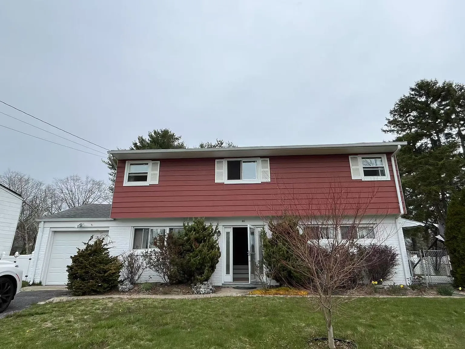 Hedgerow Ln, Commack — Photo 4