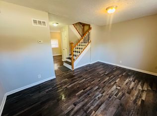 1700 Valley View Rd #B, Ashland City, TN 37015