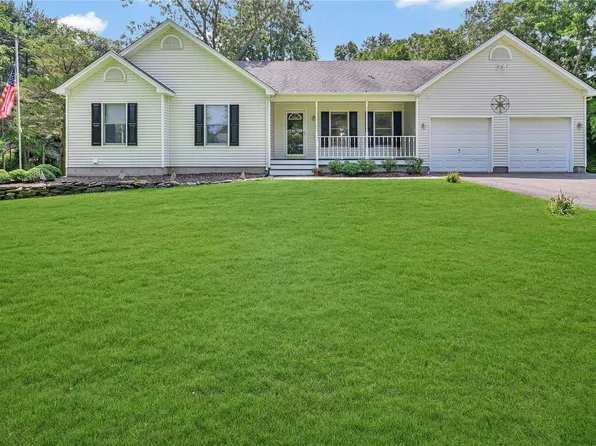 810 Greenfields Lane, Southold, NY 11971