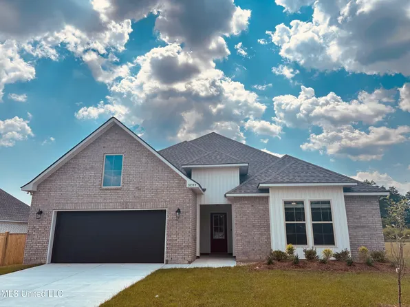 10359 Caroline Dr, Gulfport, MS 39503