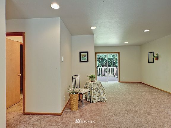 3rd image of 5454 NE Birch Court