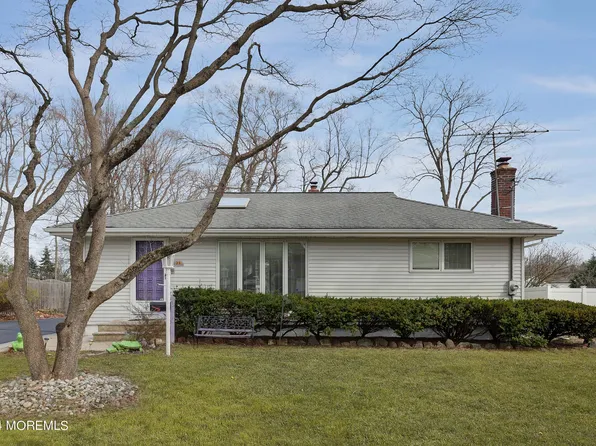 23 Melrose Terrace, Middletown, NJ 07748
