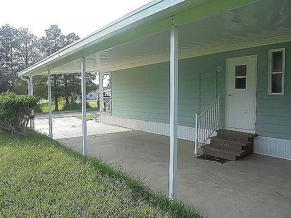 3rd image of 68 White Feather Ln