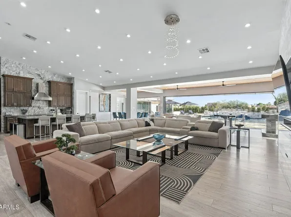 8701 E SUTTON Drive, Scottsdale, AZ 85260