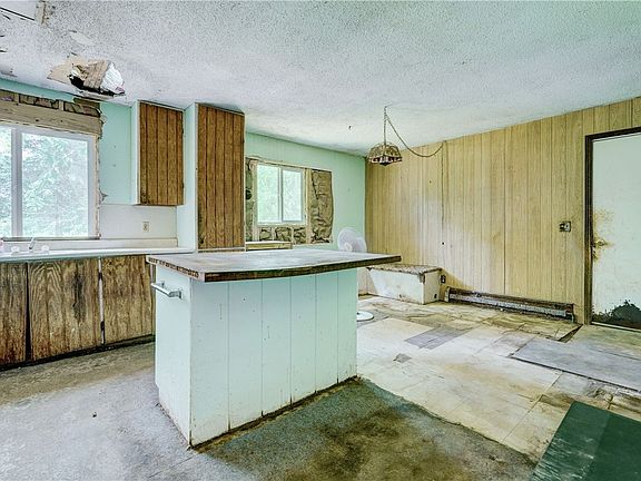 3rd image of 1150 Dalton Rd